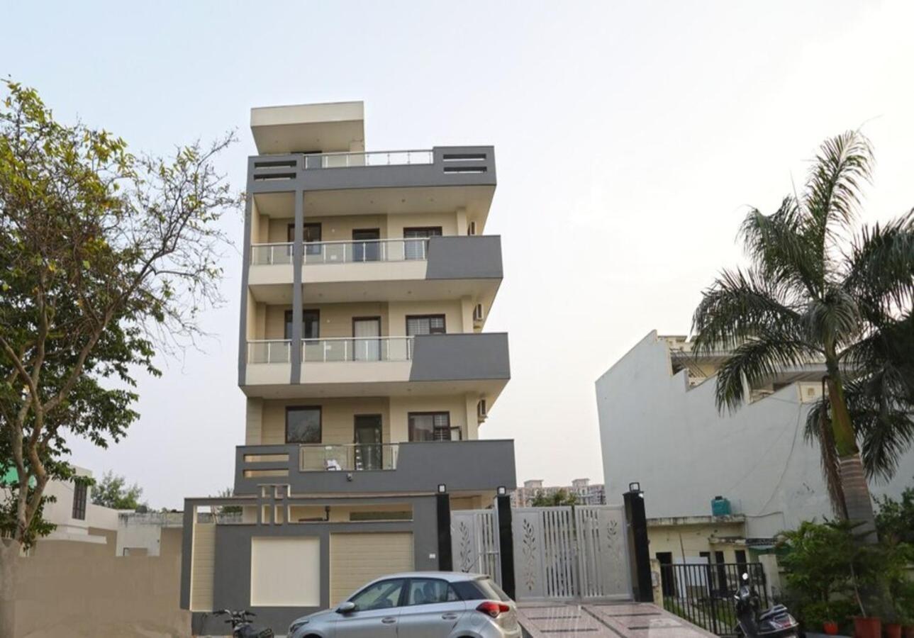 Hotel The Vertigo By Boom Rooms Νόιντα Εξωτερικό φωτογραφία