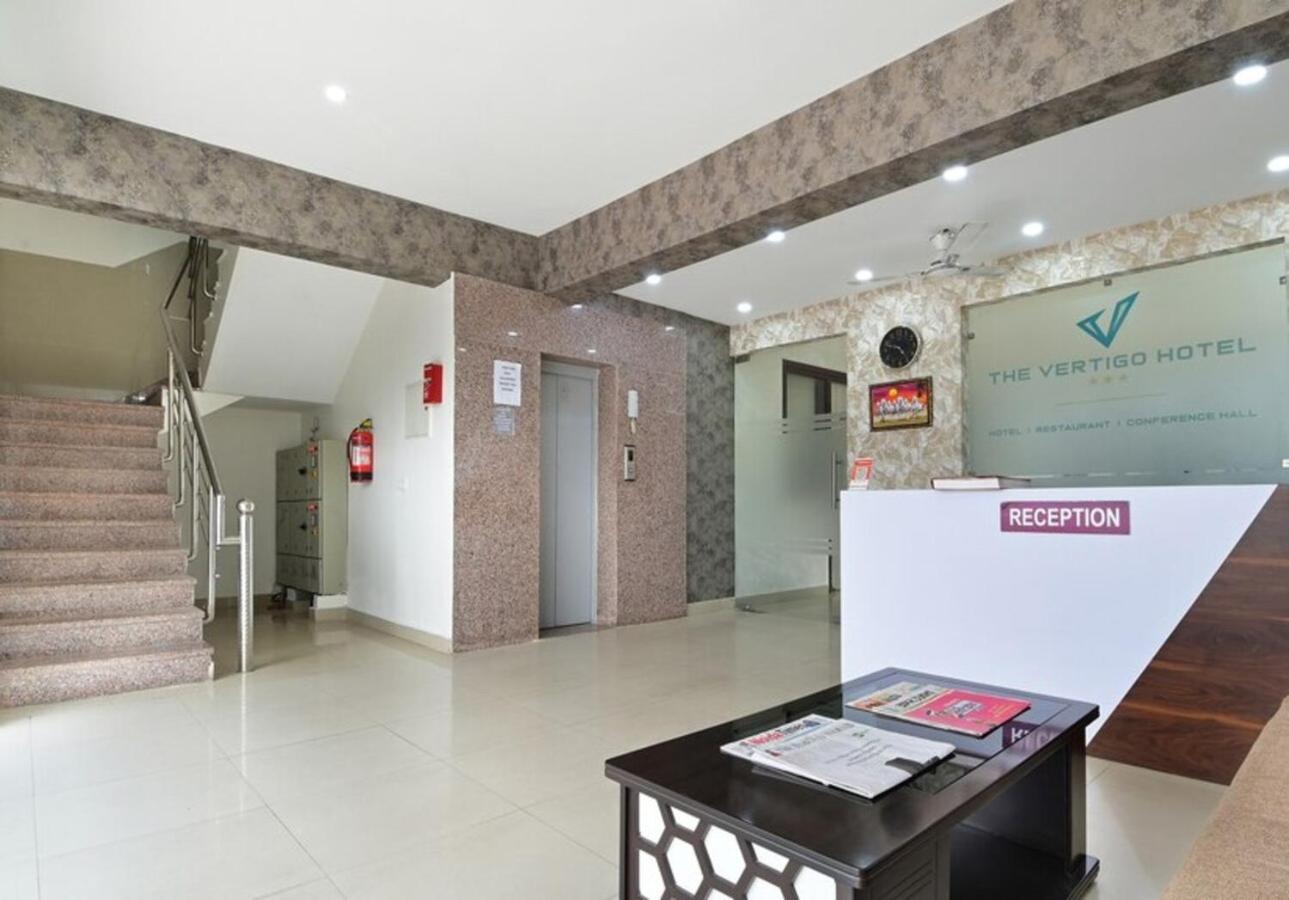 Hotel The Vertigo By Boom Rooms Νόιντα Εξωτερικό φωτογραφία